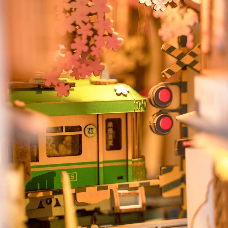 Sakura Densya DIY Book Nook Kit