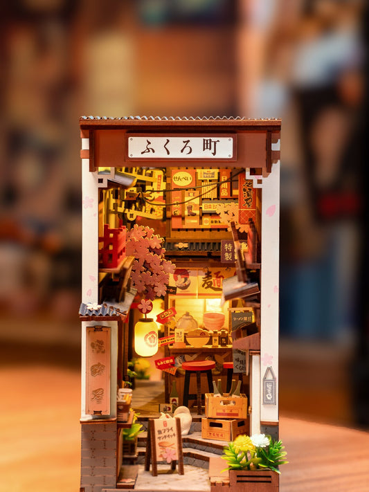 Sakura Wine Alley book nook kit by Rolife – lantern-lit Japanese backstreet