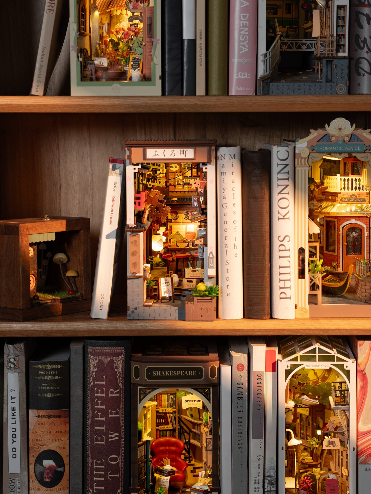Sakura Wine Alley DIY Book Nook Kit